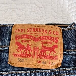 Levi's Classic Denim Jeans size 40x34